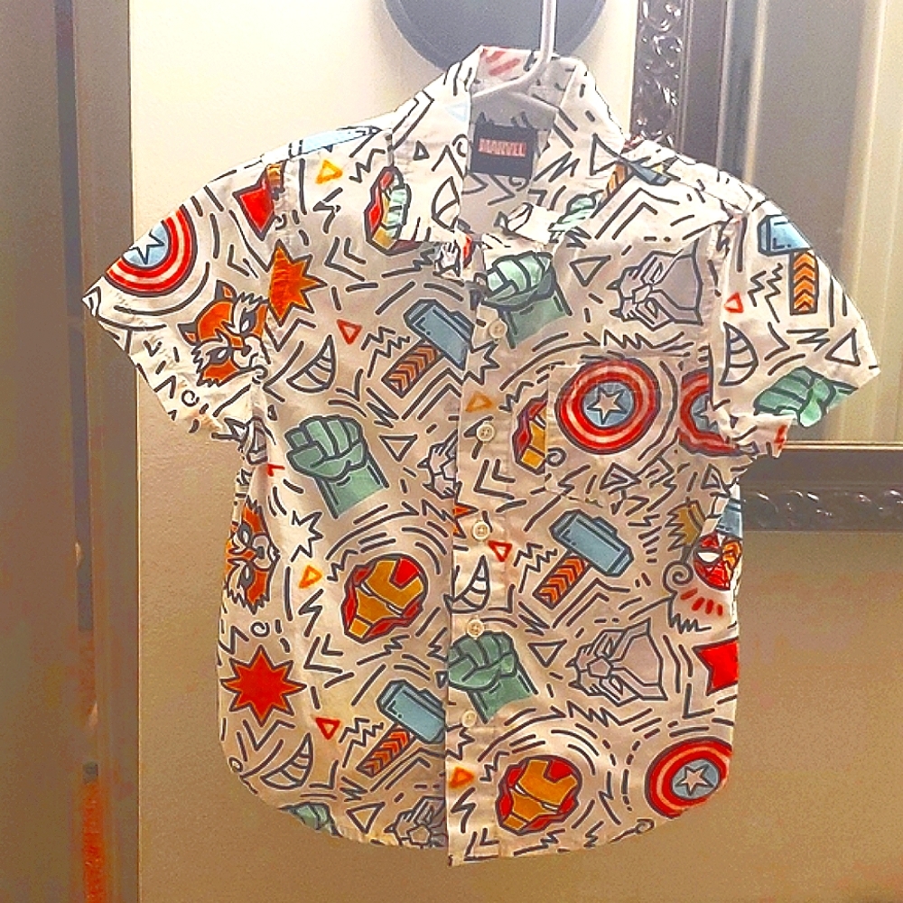 Marvel button down short sleeve top